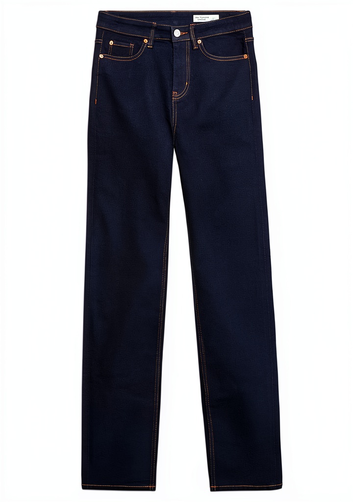 Marks Spencer Sienna Jeans in Indigo Mix an einer Frau im Alltag